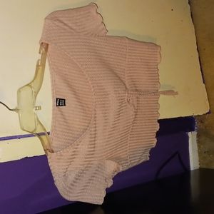 Woman's long  sleeve  top